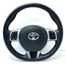 VOLANTE CON COMANDI COMPLETO TOYOTA YARIS 3 SERIE 1.0 BENZINA (XP130)(2011-2014)