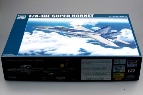 Trumpeter kit a 18 - 1:32,