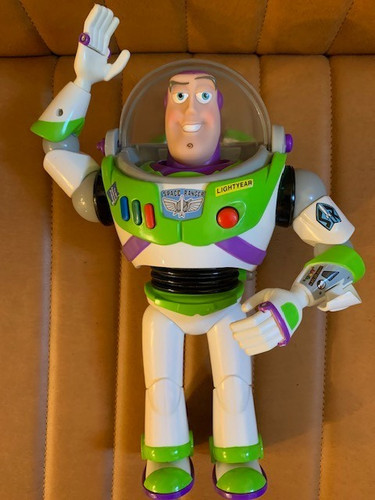 Disney pixar buzz lightyear - pixar,