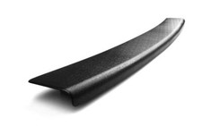 Paraurti in plastica nero per