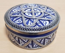 Scatola di latta vintage in