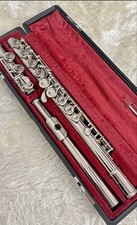Good condition YAMAHA yfl-211
