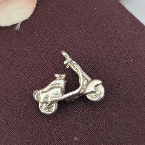 Charm vespa vintage argento - charm,