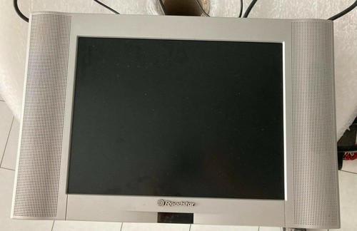 Monitor lcd roadstar - 15",