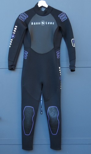 Muta sub umida aqua - muta,