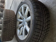 Smart. Cerchi anteriori e posteriori.con pneumatici invernali come nuovi