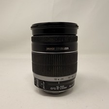Canon EF-S 18-200 mm F/3.5-5.6