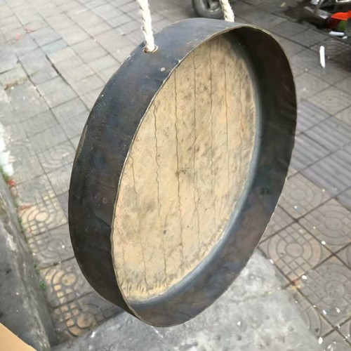 Tempio gong lato alto - , danza