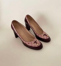 Louis Vuitton décolleté
