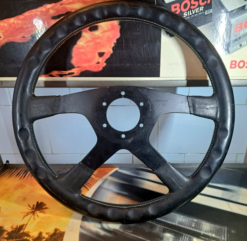 Volante quattro razze momo - volante,