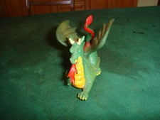 Drago in plastica, scala 1/32