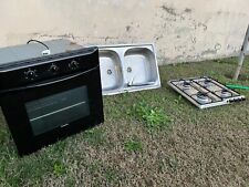 Lavello con miscelatore + Forno elettrico + Fornello per gas - Tris per cucina