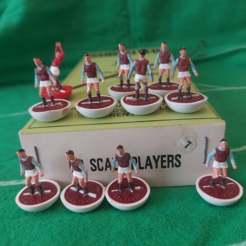 Mint subbuteo team 7 - mint, #7