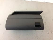 AUDI A3 (1998) 1.9 DIESEL 66KW 3P CASSETTO PORTAOGGETTI SENZA MANIGLIA 8L1857095