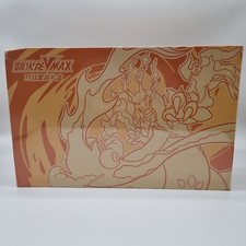 Pokemon Charizard VMAX Battle