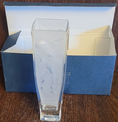 Vaso fanciulla lavorazione - vaso,