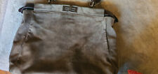 borsa fendi peekaboo misura large in camoscio color tortora interno in pelle 