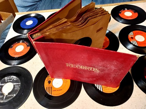 Jazz organ 45s - in, record