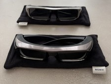 Coppia Occhiali 3D Sony TDG-BR100 neri con sua custodia morbida con chiusura