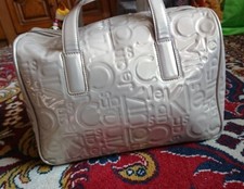 Calvin Klein Bauletto, Borsa A Mano Donna Griggio, Metallizzato, Monogram