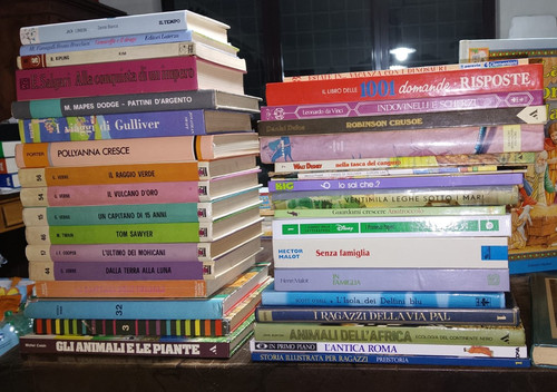 Favoloso stock lotto - favoloso, libri