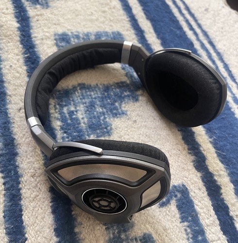 Sennheiser hd700 over - over, the