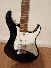 Chitarra elettrica yamaha 