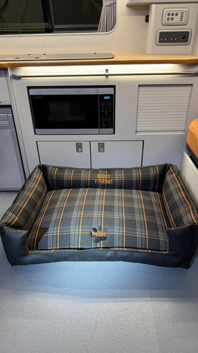 Cuccia per cani camper