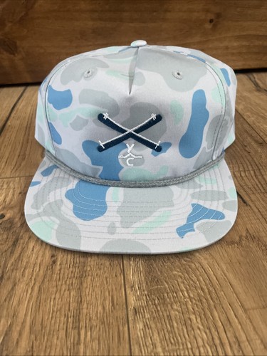 Cappello mimetico blu privato