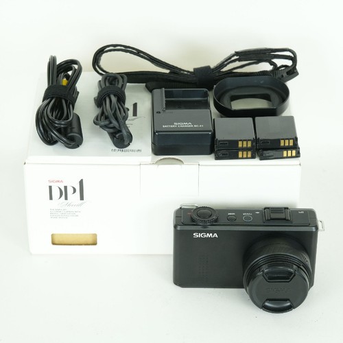 Fotocamera digitale compatta