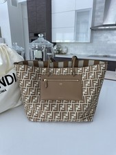 Borsa Fendi grande reversibile
