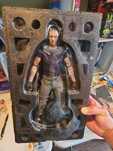 Hot toys movie masterpiece - toys,
