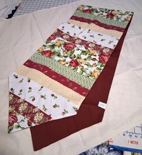 Runner da tavolo rosa floreale patchwork shabby chic 13”x72” nuovo senza etichette