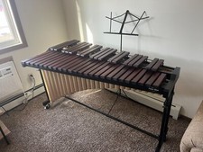 Yamaha 3.5 8ve Marimba YM-40