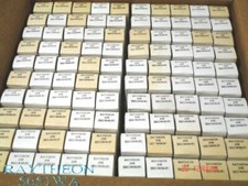 Tubo vuoto riferimento tensione 5 pz (5 DISPONIBILI)NIS NOS Raytheon Jan5651wa/kr85 5 pz (5 DISPONIBILI)