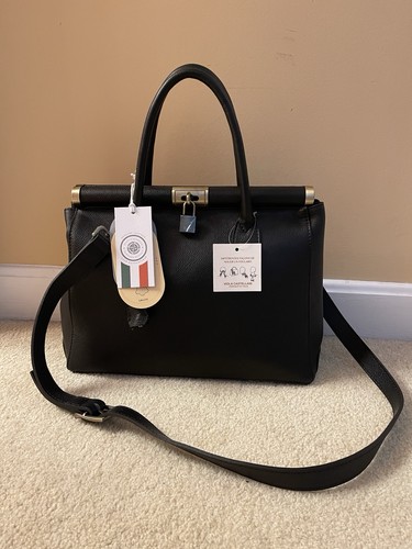 Nwt exclusive elegant handbag - elegant,