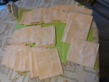 lot de  24 grandes serviettes