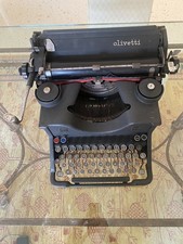 Macchina da scrivere  Olivetti