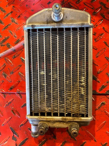 Radiatore gas txt - txt, 2006