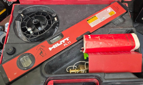 Hilti laser level - 3v, and