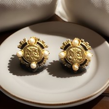 Orecchini firmati FENDI clip