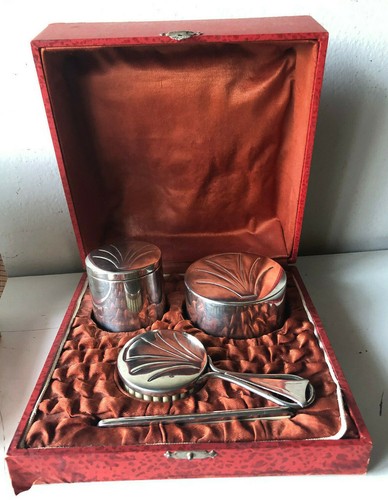 Antica scatola con quattro - antica,