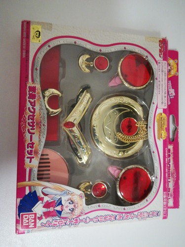 Sailor moon compact makeover - sailor,