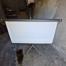 Schermo di Proiezione con Treppiede