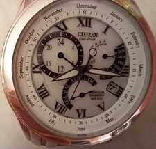 Citizen, orologio uomo da polso carica solare. Con video