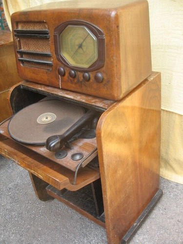 Vecchia radio phonola - vecchia, a