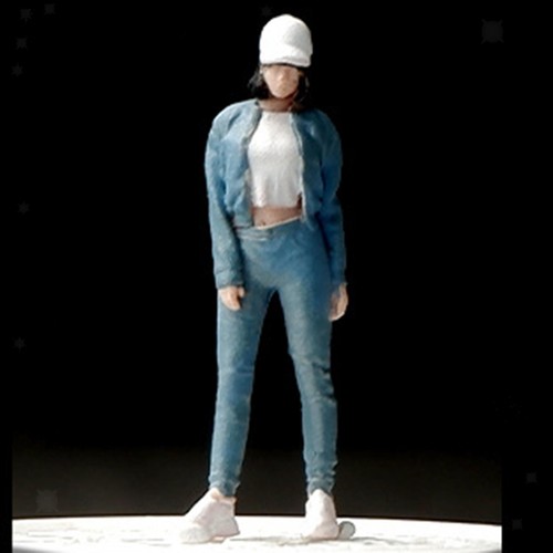 Ragazza figura modello - 1/64,