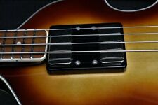 Anello di montaggio pickup personalizzato Paul McCartney per basso Hofner Cavern Revolution.