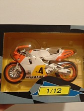 Moto Casey Stoner 1:12 Yamaha