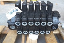 DISTRIBUTORE RETROESCAVATORE  VF-4.65B - 259.8.400